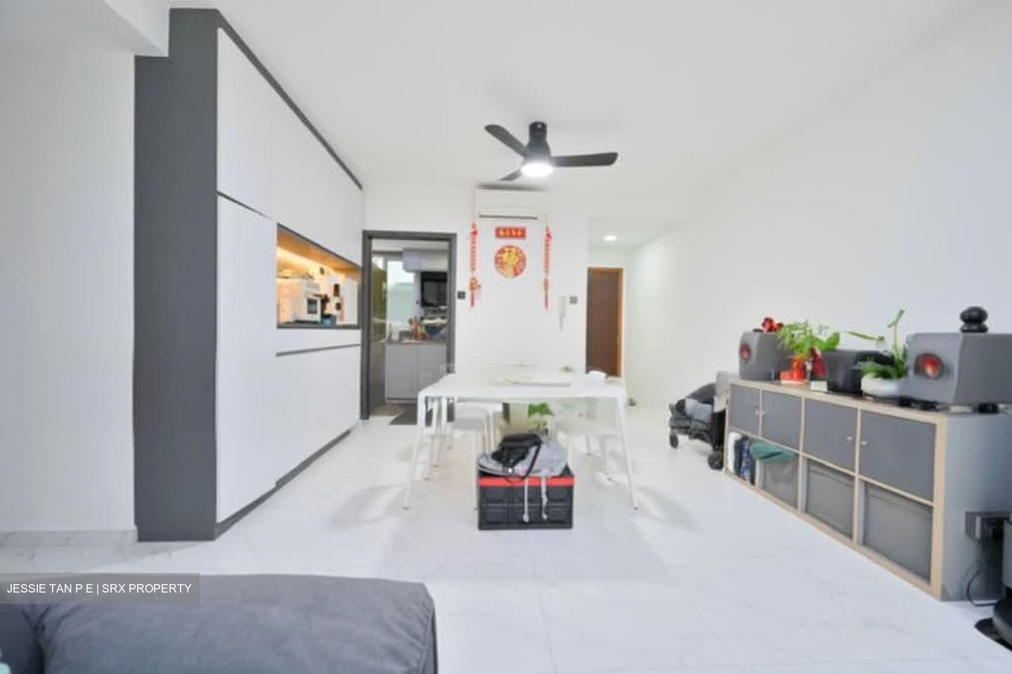 The Esparis (D18), Condominium #572147771
